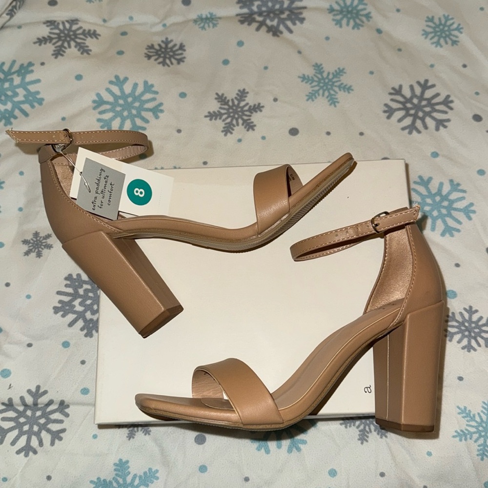 NWT Target Ema Heels